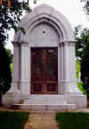lilly.jpg (29805 bytes)